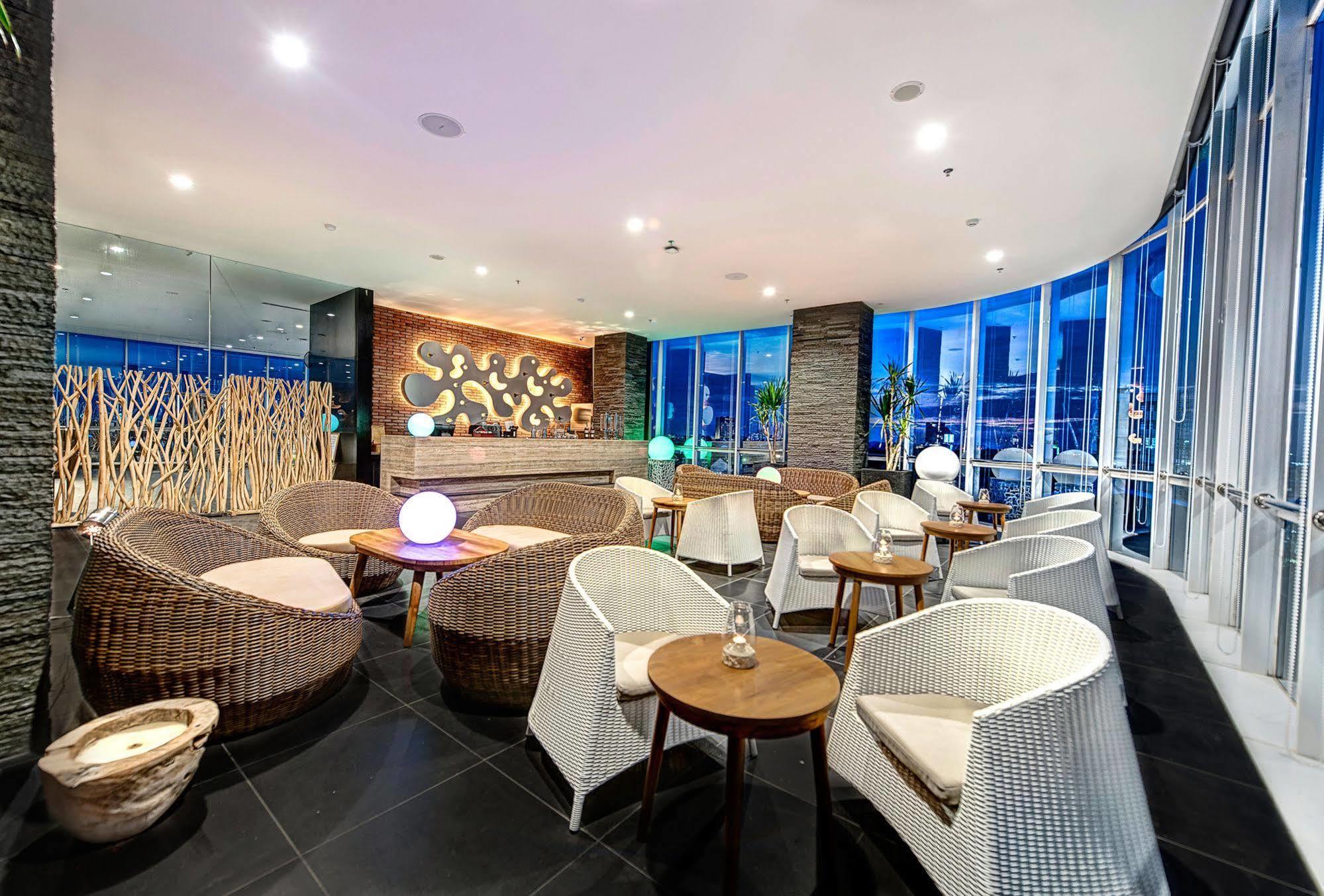 Отель Melia Макасар Экстерьер фото