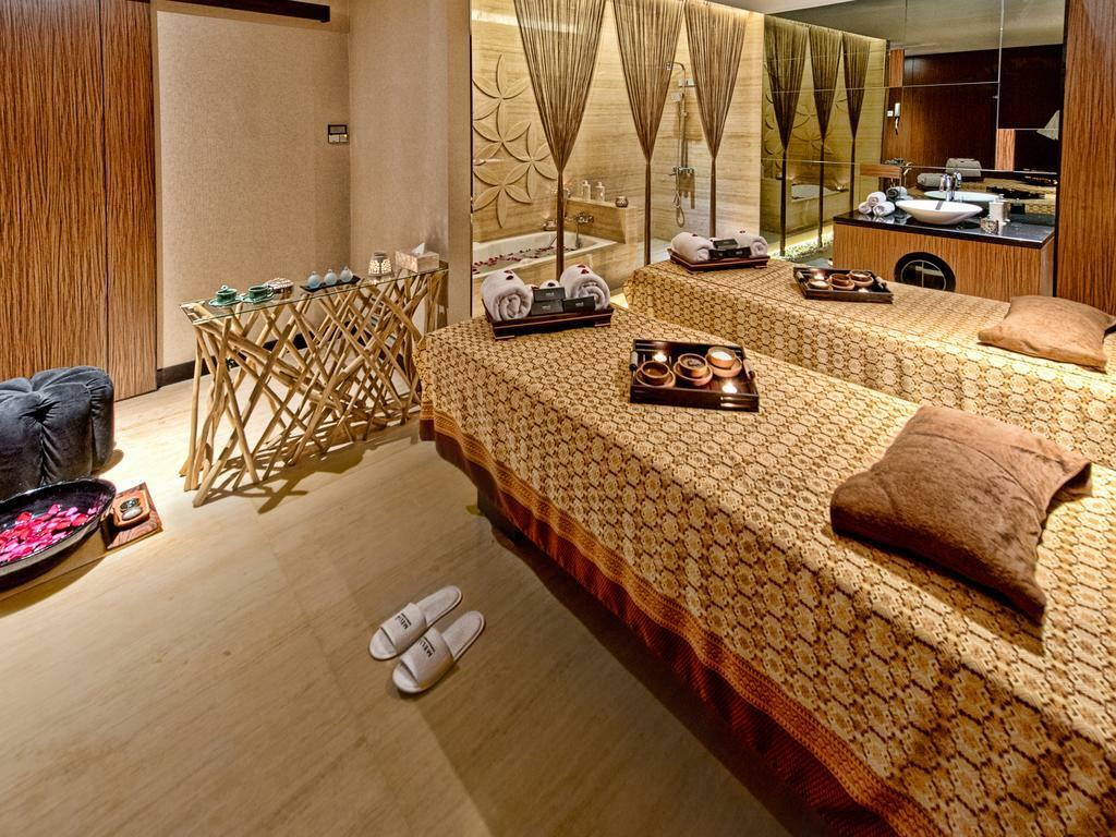 Отель Melia Макасар Экстерьер фото